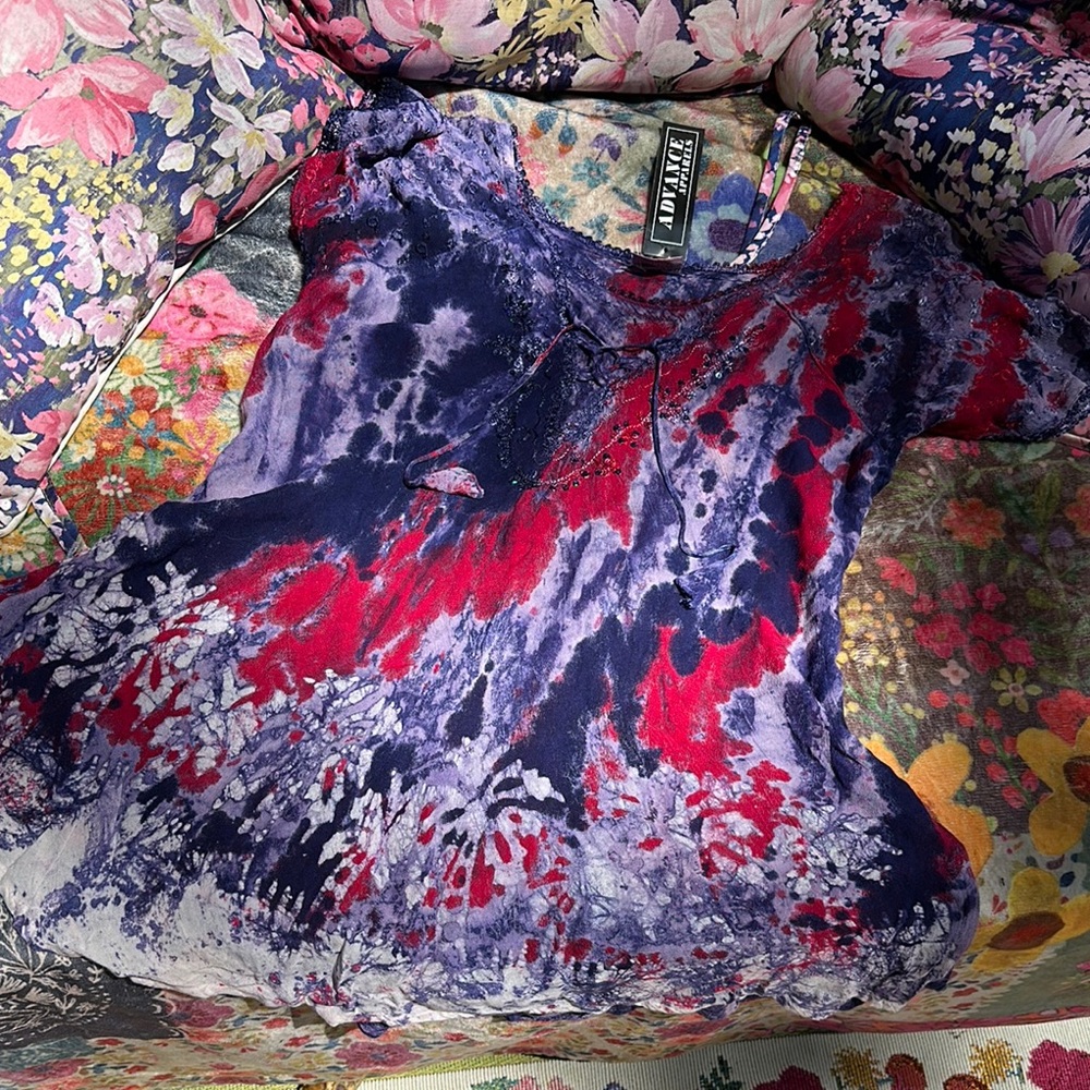 Advance Apparels Cap Sleeve Blouse in Purple and Red One Size
